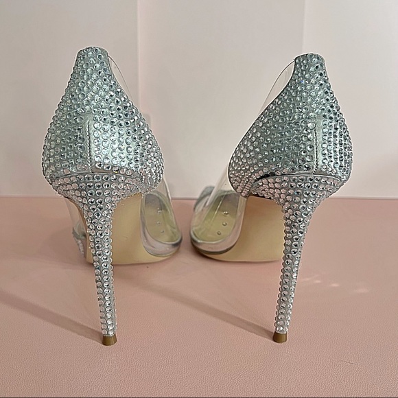Steve Madden Lili Silver Studded Pump size 7.5 - Picture 9 of 12